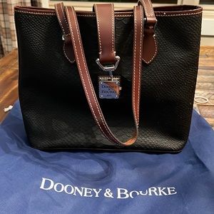 Black ‘Shannon’ Dooney & Bourke Tote Purse